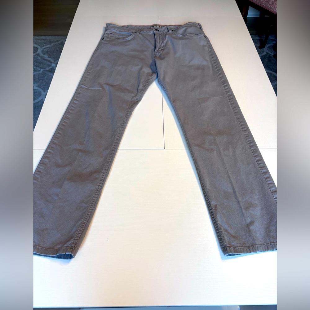 Patagonia Traveler 5-Pocket Pants In Seabird Grey Size 34x30.